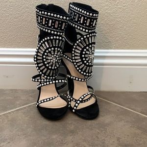 Brand new Lola Shoetique Heels